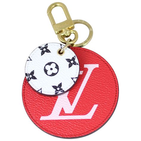 decorating bag usng louis vuitton bag charm|louis vuitton keychain holder.